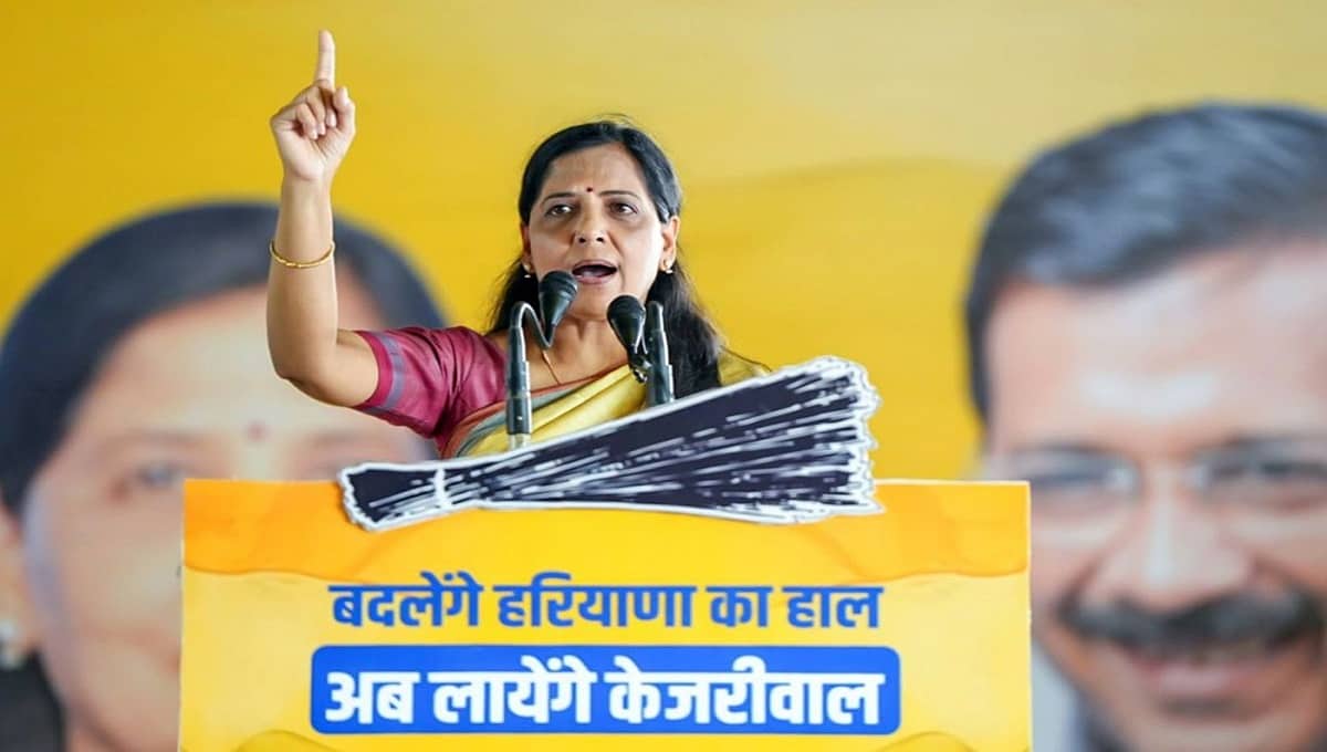 ಹರಿಯಾಣ ವಿಧಾನಸಭೆ ಚುನಾವಣೆ: ನನ್ನ ಪತಿ ಪ್ರಧಾನಿ ಮೋದಿ ಮುಂದೆ ತಲೆಬಾಗಲ್ಲ- ಸುನೀತಾ ಕೇಜ್ರಿವಾಲ್