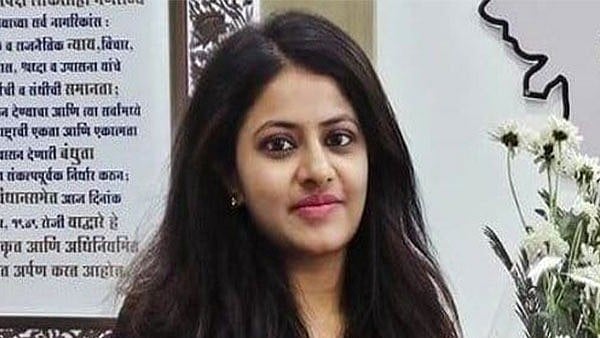 ವಿವಾದಿತ ಅಧಿಕಾರಿ ಪೂಜಾ ಖೇಡ್ಕರ್‌ IAS ನಿಂದ ವಜಾ ಮಾಡಿದ ಕೇಂದ್ರ ಸರ್ಕಾರ