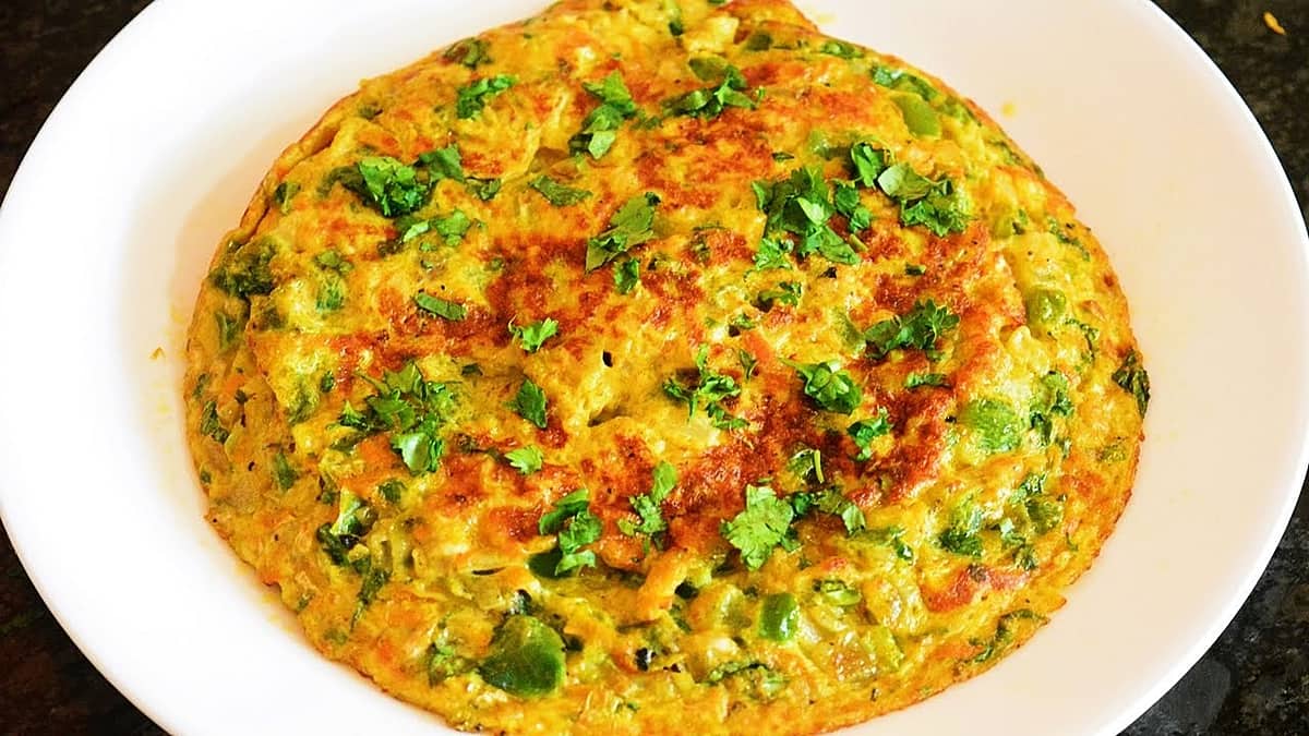 ವೆಜಿಟೇಬಲ್ ಎಗ್ ಆಮ್ಲೆಟ್ - Vegetable egg omelette Recipe in Kannada