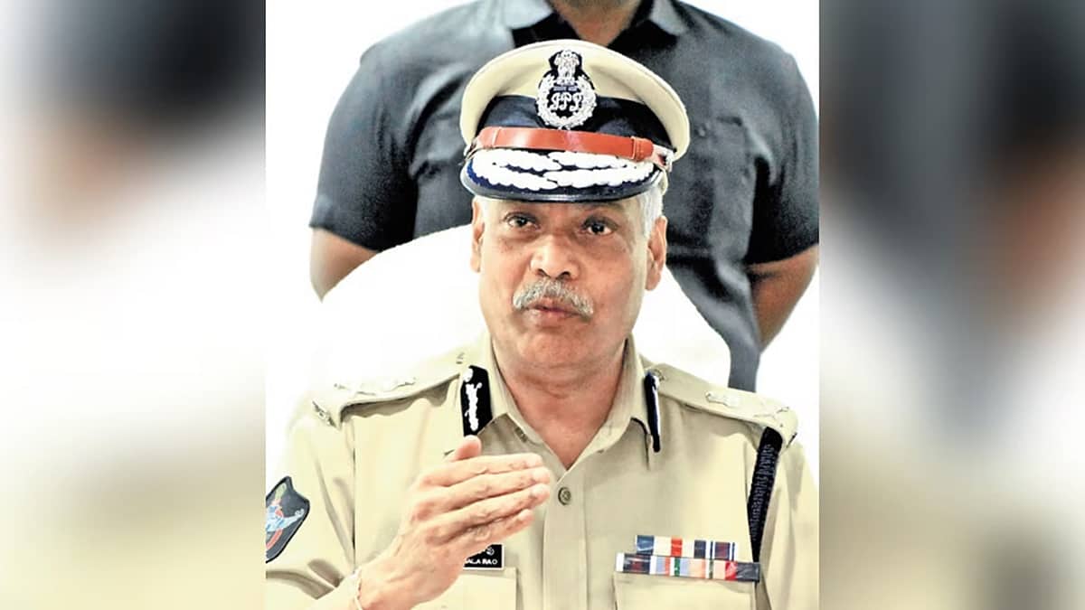 ತಿರುಪತಿ ಲಡ್ಡು ವಿವಾದ: ಎಸ್ ಐಟಿ ತನಿಖೆ ತಾತ್ಕಾಲಿಕ ಸ್ಥಗಿತ- ಆಂಧ್ರ ಪ್ರದೇಶ DGP