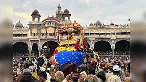 ನಾಳೆ ವಿಜಯದಶಮಿ: ಐತಿಹಾಸಿಕ ಜಂಬೂ ಸವಾರಿಗೆ ಮೈಸೂರು ನಗರ ಸಜ್ಜು!