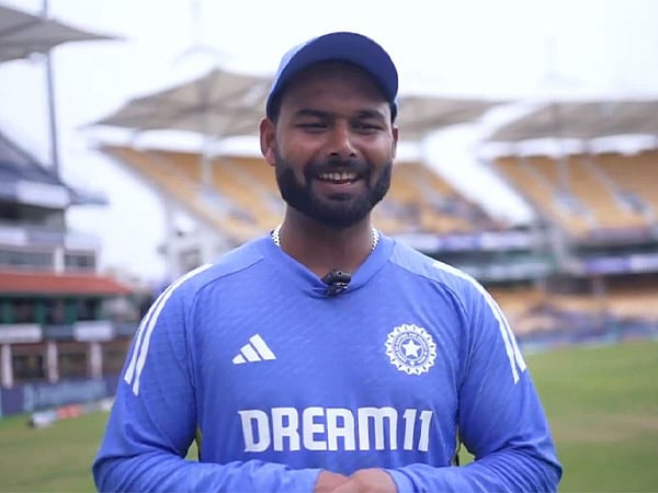 ಮಾರಣಾಂತಿಕ ಕಾರು ಅಪಘಾತದಲ್ಲಿ ರಿಷಬ್ ಪಂತ್ ಜೀವ ಉಳಿಸಿದ ವ್ಯಕ್ತಿ ಆತ್ಮಹತ್ಯೆಗೆ ಯತ್ನ; ಪ್ರೇಯಸಿಯೊಂದಿಗೆ ವಿಷ ಸೇವನೆ!