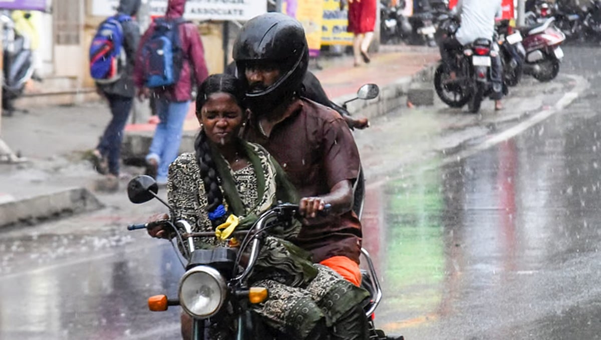 ಭಾರಿ ಮಳೆ ಎಚ್ಚರಿಕೆ: ಚೆನ್ನೈ ಮತ್ತಿತರ ಜಿಲ್ಲೆಗಳ ಶಾಲಾ-ಕಾಲೇಜುಗಳಿಗೆ ನಾಳೆ ರಜೆ ಘೋಷಿಸಿದ ತಮಿಳುನಾಡು ಸರ್ಕಾರ