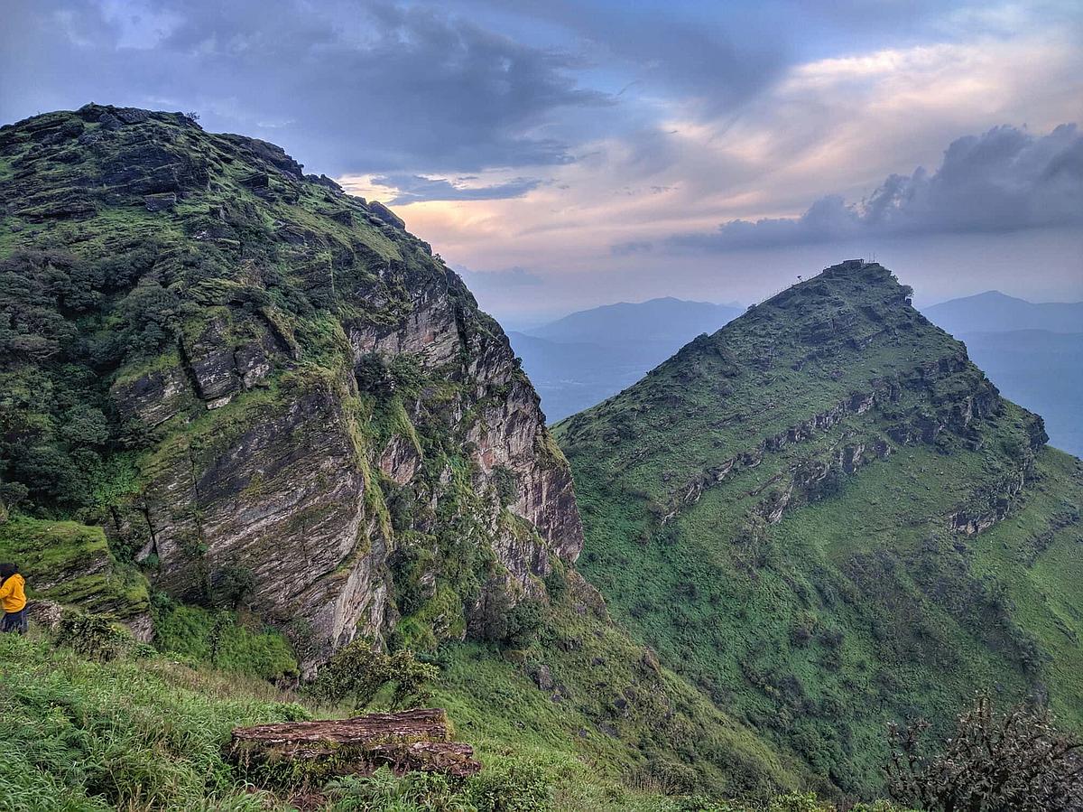 ಚಂದ್ರದ್ರೋಣ ಪರ್ವತ ಶ್ರೇಣಿ