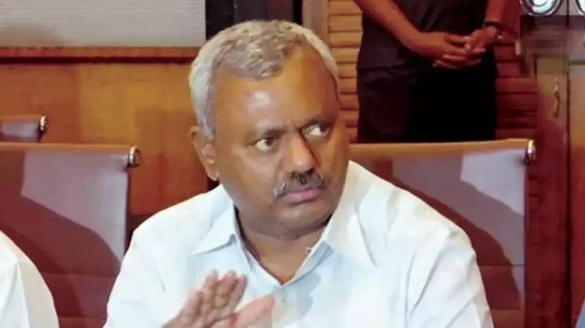 ಬಿಜೆಪಿಯ 8 ಶಾಸಕರು ಕಾಂಗ್ರೆಸ್ಗೆ ಹೋಗ್ತಾರೆ: ಬಾಂಬ್ ಸಿಡಿಸಿದ ಎಸ್ ಟಿ ಸೋಮಶೇಖರ್