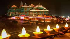ಹಳದಿ ರೇಷ್ಮೆ ಧೋತಿ: ಅಯೋಧ್ಯೆ ರಾಮ ಮಂದಿರದ ಅರ್ಚಕರಿಗೆ ಹೊಸ ಡ್ರೆಸ್ ಕೋಡ್