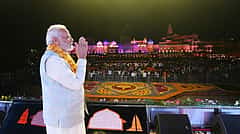 ಈ ಹಬ್ಬ ಪ್ರತಿಯೊಬ್ಬರ ಜೀವನದಲ್ಲಿ ಸಂತೋಷ, ಅದೃಷ್ಟ ತರಲಿ: ದೀಪಾವಳಿ ಶುಭಾಶಯ ಕೋರಿದ ಪ್ರಧಾನಿ ಮೋದಿ