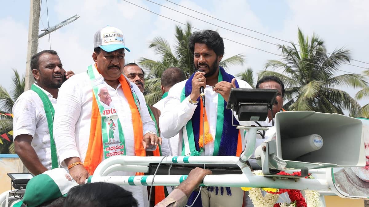 ಚನ್ನಪಟ್ಟಣ ಉಪಚುನಾವಣೆ: ಪ್ರಚಾರದ ವೇಳೆ ವಕ್ಫ್ ವಿವಾದ ಪ್ರಸ್ತಾಪ; ಭೂ ದಾಖಲೆಗಳ ಪರಿಶೀಲಿಸಿಕೊಳ್ಳುವಂತೆ ರೈತರಿಗೆ BJP ಮನವಿ