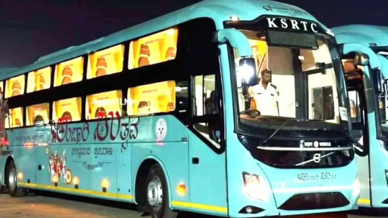 Hyderabad: KSRTC ಅಂಬಾರಿ ಉತ್ಸವ ಬಸ್ ಮೇಲೆ ಕಲ್ಲು ತೂರಾಟ; Video