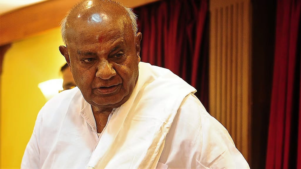 ಸತ್ತ ಆರ್ಥಿಕತೆ: ಟ್ರಂಪ್ ಅಂಧ-ಅಜ್ಞಾನಿ; ಭಾರತದ ವಿರುದ್ಧ 'ದೊಡ್ಡಣ್ಣ'ನ ಹೇಳಿಕೆಗೆ ದೇವೇಗೌಡರ ಆಕ್ಷೇಪ