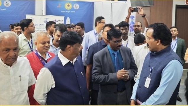 ಖರ್ಚು ಮಾಡಿದ ಪ್ರತಿ ರೂಪಾಯಿಗೆ ಸಮಾಜಕ್ಕೆ 2.50 ರೂಪಾಯಿ ವಾಪಸ್ ಕೊಟ್ಟಿದೆ.. ಇದು ISRO ಬದ್ಧತೆ: ಇಸ್ರೋ ಮುಖ್ಯಸ್ಥ Somnath