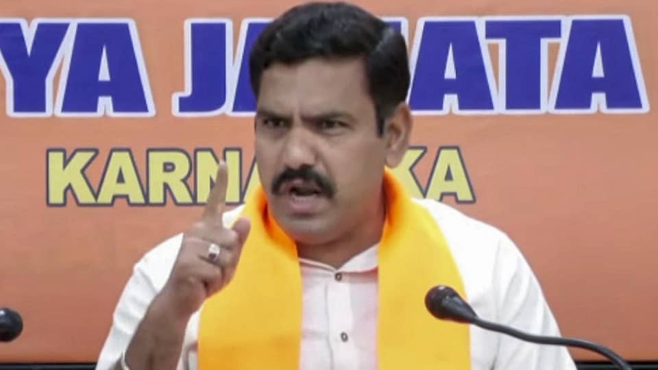 ನನ್ನ ಮೌನವನ್ನು ದೌರ್ಬಲ್ಯ ಎಂದು ಭಾವಿಸದಿರಿ: ಬಂಡಾಯ ನಾಯಕರಿಗೆ ವಿಜಯೇಂದ್ರ ಎಚ್ಚರಿಕೆ