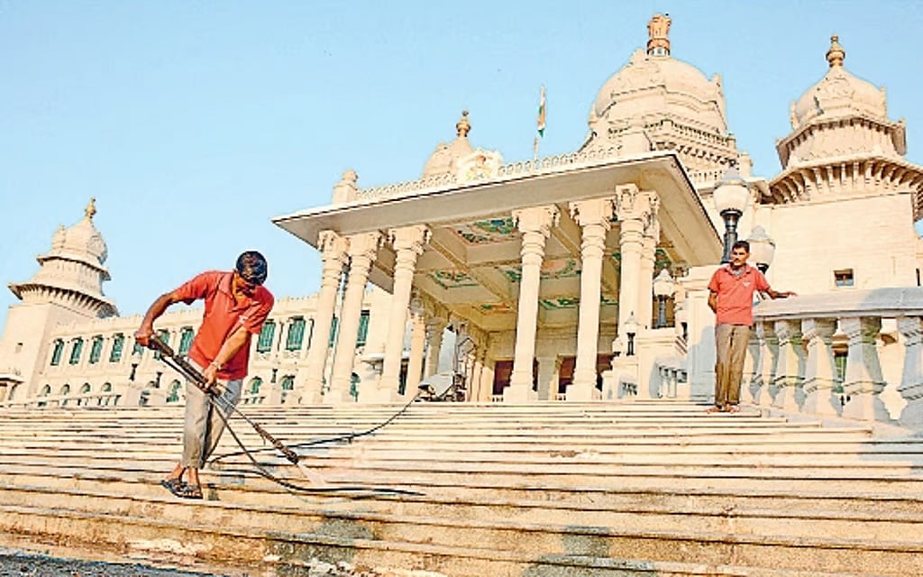 ಬೆಳಗಾವಿಯ ಸುವರ್ಣ ವಿಧಾನ ಸೌಧದಲ್ಲಿ ಚಳಿಗಾಲ ಅಧಿವೇಶನ: ಸಮಿತಿ ರಚನೆ