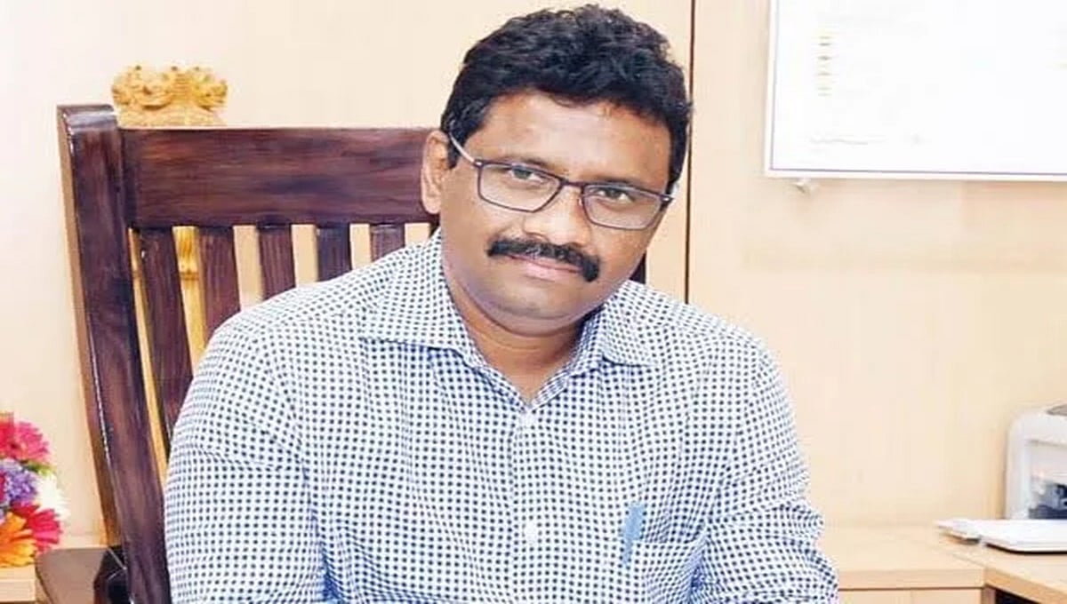 ನಾನು ಇಲ್ಲಿ ಡ್ಯಾನ್ಸ್ ಮಾಡ್ತಿದ್ದೀನಾ? ನನ್ನ ವೀಡಿಯೊ ಏಕೆ ರೆಕಾರ್ಡ್ ಮಾಡುತ್ತಿದ್ದೀರಿ? ಮುಡಾ ಮಾಜಿ ಆಯುಕ್ತ ನಟೇಶ್ ಆಕ್ರೋಶ