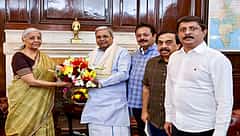 ನಿರ್ಮಲಾ ಸೀತಾರಾಮನ್‌ ಭೇಟಿ ಮಾಡಿದ ಸಿಎಂ ಸಿದ್ದರಾಮಯ್ಯ: ಅಲ್ಪಾವಧಿ ಕೃಷಿ ಸಾಲದ ಮಿತಿ ಹೆಚ್ಚಿಸುವಂತೆ ಮನವಿ