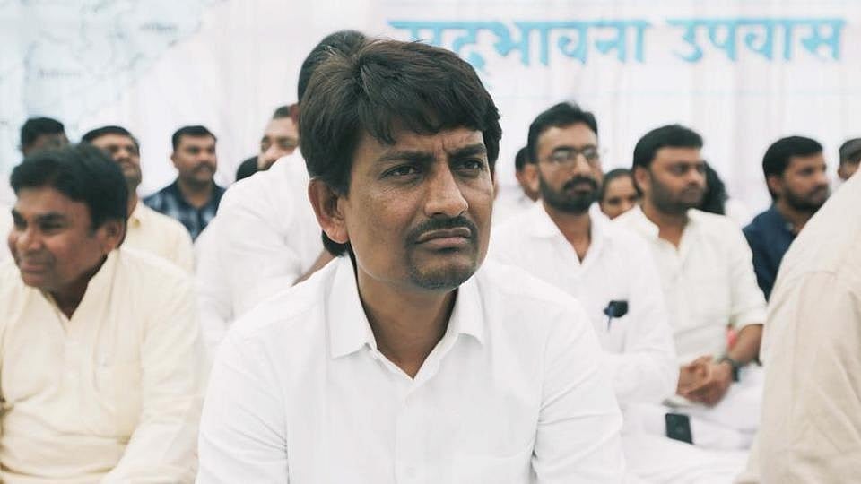 ಕ್ರೈಂ ಮತ್ತು ಭ್ರಷ್ಟಾಚಾರ ತಾಂಡವವಾಡುತ್ತಿದೆ: ಸ್ವಪಕ್ಷ ಸರ್ಕಾರದ ವಿರುದ್ಧವೇ ಗುಜರಾತ್ BJP ಶಾಸಕ ಅಲ್ಪೇಶ್ ಠಾಕೂರ್ ವಾಗ್ದಾಳಿ!