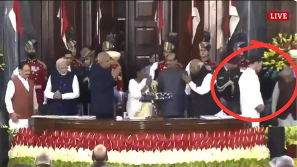 ಸಂವಿಧಾನ ದಿನ ಕಾರ್ಯಕ್ರಮ: ರಾಷ್ಟ್ರಪತಿಗಳಿಗೆ ನಾಯಕರಿಂದ ಗೌರವ, ರಾಹುಲ್ ಗಾಂಧಿಯಿಂದ ಅವಮಾನ!: ಬಿಜೆಪಿ ಟ್ವೀಟ್ ವಿಡಿಯೋ ವೈರಲ್