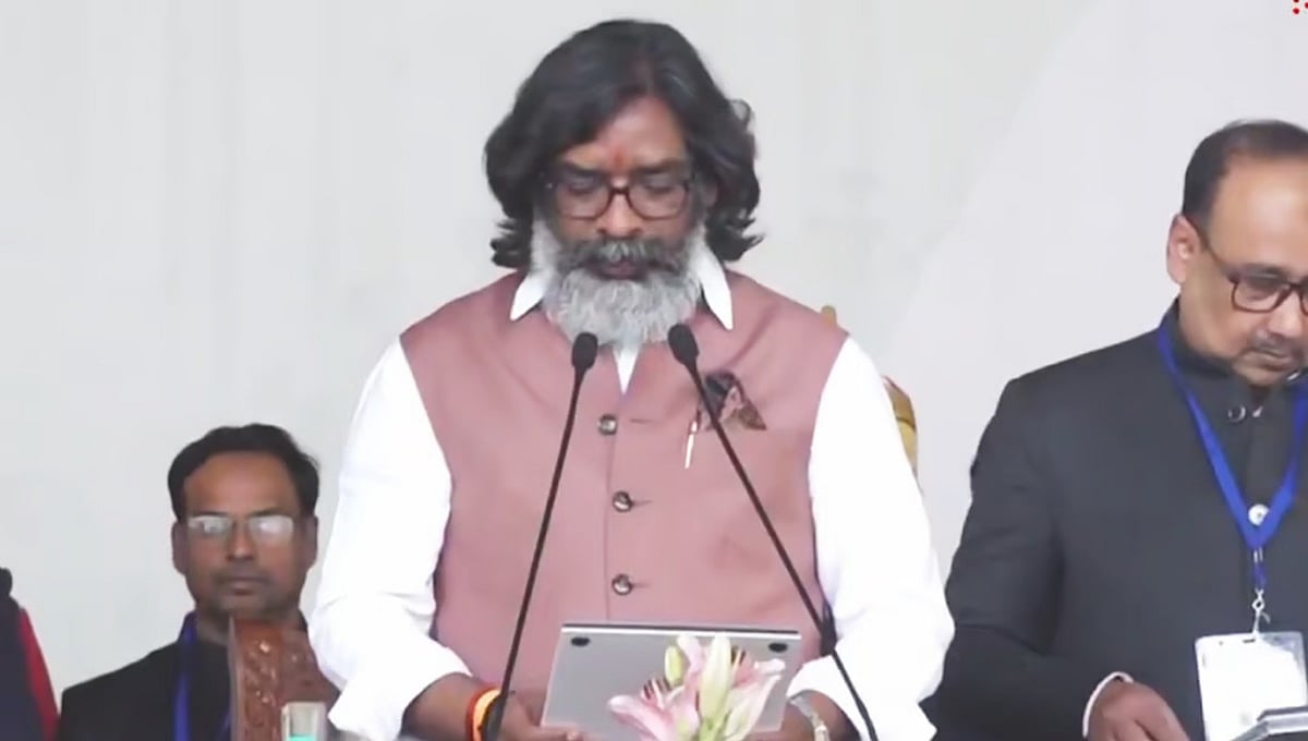 ಜಾರ್ಖಂಡ್‌ನ 14ನೇ ಮುಖ್ಯಮಂತ್ರಿಯಾಗಿ ಹೇಮಂತ್ ಸೊರೆನ್ ಪ್ರಮಾಣ ವಚನ ಸ್ವೀಕಾರ