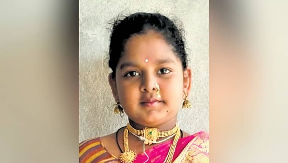 ಉತ್ತರ ಕನ್ನಡ: ಮೂತ್ರ ವಿಸರ್ಜನೆಗೆ ತೆರಳಿದ್ದಾಗ ವಿದ್ಯುತ್ ಸ್ಪರ್ಶ; ಶಾಲಾ ಆವರಣದಲ್ಲೇ ಬಾಲಕಿ ಸಾವು