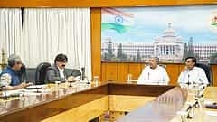 ಸೋರಿಕೆ ಪತ್ತೆ ಹಚ್ಚಿ, 2024-25 ಅಂತ್ಯದೊಳಗೆ ತೆರಿಗೆ ಸಂಗ್ರಹ ಗುರಿ ತಲುಪಿ: ಅಧಿಕಾರಿಗಳಿಗೆ ಸಿಎಂ ಸಿದ್ದರಾಮಯ್ಯ ಸೂಚನೆ