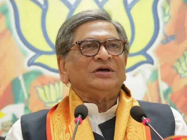 SM ಕೃಷ್ಣ ಗೌರವಾರ್ಥ ಪ್ರಶಸ್ತಿ ನೀಡಿ - ಸ್ಮಾರಕ ನಿರ್ಮಿಸಿ: ಸರ್ಕಾರಕ್ಕೆ ಪಕ್ಷಾತೀತವಾಗಿ ರಾಜಕಾರಣಿಗಳ ಒತ್ತಾಯ