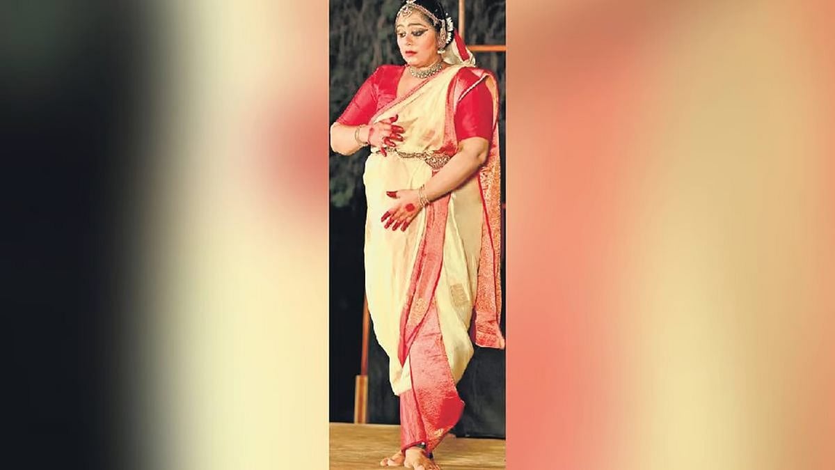 "ಮಾತೃತ್ವಂ": ಭರತ ನಾಟ್ಯ ಕಲೆ ಪ್ರದರ್ಶಿಸಿದ ತುಂಬು ಗರ್ಭಿಣಿ!
