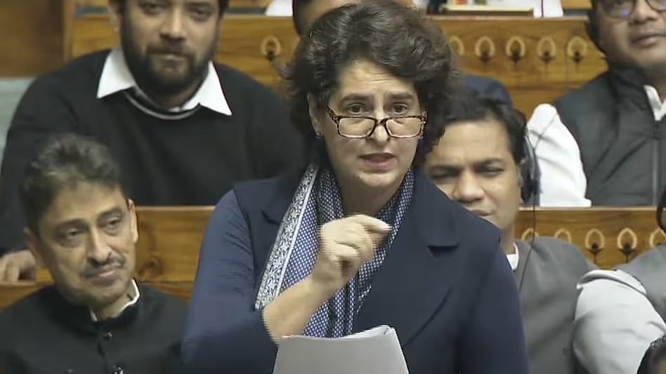ಲೋಕಸಭೆಯಲ್ಲಿ Priyanka Vadra ಚೊಚ್ಚಲ ಭಾಷಣ: ನೆಹರೂ ಬಿಡಿ, ನೀವೇನು ಮಾಡಿದ್ದೀರೀ? Modi ವಿರುದ್ಧ ವಾಗ್ದಾಳಿ, Video!