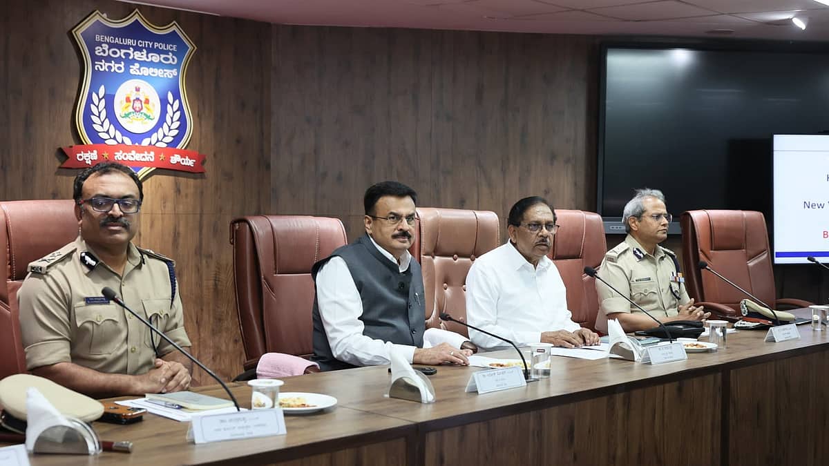 ಜೈಲಿನಲ್ಲಿ ಕೈದಿಗಳು ಪಾರ್ಟಿ, ಡ್ಯಾನ್ಸ್: ರಾಜಾತಿಥ್ಯ ಪತ್ತೆಗೆ ಸಮಿತಿ ರಚಿಸಲು ರಾಜ್ಯ ಸರ್ಕಾರ ಮುಂದು; ಇಂದು ಮಹತ್ವದ ಸಭೆ
