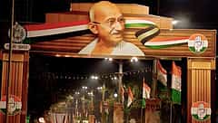 ಕಾಂಗ್ರೆಸ್ ಅಧಿವೇಶನದ ಶತಮಾನೋತ್ಸವಕ್ಕೆ ಬೆಳಗಾವಿ ಸಜ್ಜು; ಮೈಸೂರು ದಸರಾದಂತೆ ಕಂಗೊಳಿಸುತ್ತಿದೆ ಕುಂದಾನಗರಿ!