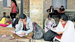 KPSC exam: ಒಎಂಆರ್ ಶೀಟ್, ಹಾಲ್ ಟಿಕೆಟ್ ಸಂಖ್ಯೆ ಬೇರೆಬೇರೆ; ಅಭ್ಯರ್ಥಿಗಳ ಪ್ರತಿಭಟನೆ