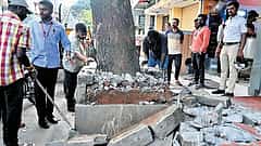 BBMP: ಪೂರ್ವ ವಲಯದಲ್ಲಿ ಕಾರ್ಯಾಚರಣೆ; ಪಾದಚಾರಿ ಮಾರ್ಗ ಒತ್ತುವರಿ, ಫ್ಲೆಕ್ಸ್-ಬ್ಯಾನರ್ ತೆರವು