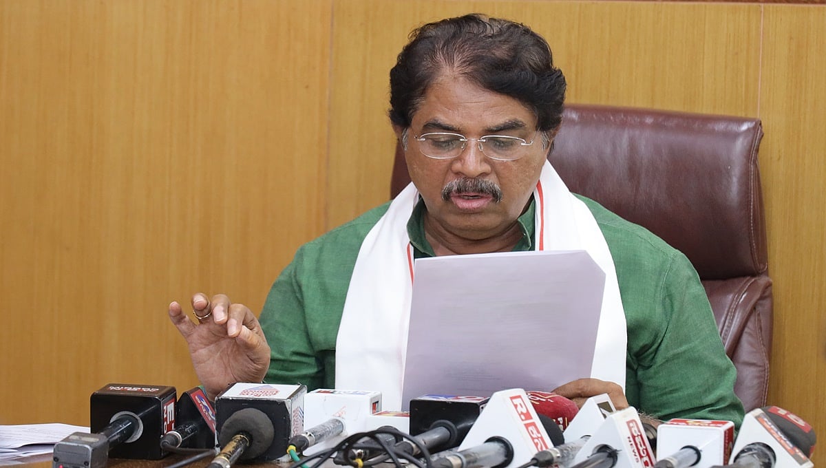 ಬಾಣಂತಿಯರ ಸಾವು: ನ್ಯಾಯಾಂಗ ತನಿಖೆ, ದಿನೇಶ್ ಗುಂಡೂರಾವ್ ರಾಜೀನಾಮೆಗೆ ವಿಪಕ್ಷ ನಾಯಕ ಆರ್.ಅಶೋಕ್ ಒತ್ತಾಯ