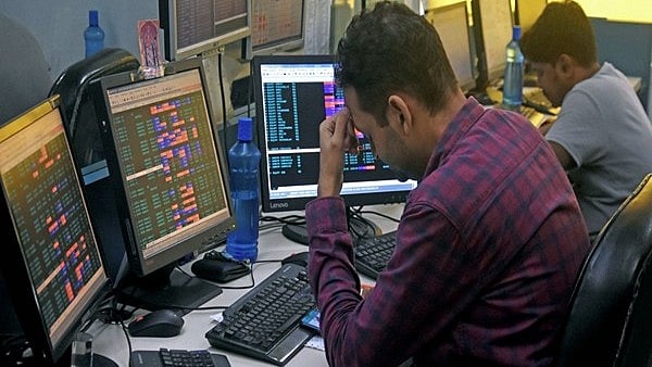 Indian Stock Market: ಮೂರೇ ದಿನಕ್ಕೆ ಮತ್ತೆ ಕುಸಿತ, Sensex ಭಾರಿ ಇಳಿಕೆ, ಯಾರಿಗೆ ನಷ್ಟ?