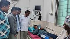 ತುಮಕೂರು: ಹಾಲಿನ ವ್ಯಾನ್ನಲ್ಲಿ ಅಂಬೇಡ್ಕರ್ ಹಾಡು ಹಾಕಿದ ದಲಿತ ಯುವಕನ ಖಾಸಗಿ ಭಾಗಕ್ಕೆ ಒದ್ದು ಅಮಾನುಷ ಹಲ್ಲೆ!