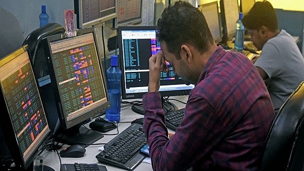 Indian Stock Market: NIFTY ಇತಿಹಾಸದಲ್ಲೇ ಭಾರಿ ಪ್ರಮಾಣದ ಕುಸಿತ; 93.65 ಲಕ್ಷ ಕೋಟಿ ರೂ ನಷ್ಟ!