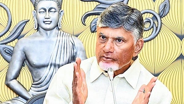 HAL ಸ್ಥಳಾಂತರ ಕೇಳಿಲ್ಲ, ವಿಸ್ತರಿತ ಘಟಕ ಸ್ಥಾಪನೆಗೆ ಬೇಡಿಕೆ ಇಟ್ಟಿದ್ದೇವೆ: ಕರ್ನಾಟಕ ತೀಕ್ಷ್ಣ ಪ್ರತಿಕ್ರಿಯೆ ಬೆನ್ನಲ್ಲೇ ಆಂಧ್ರ ಸಿಎಂ ಸ್ಪಷ್ಟನೆ!