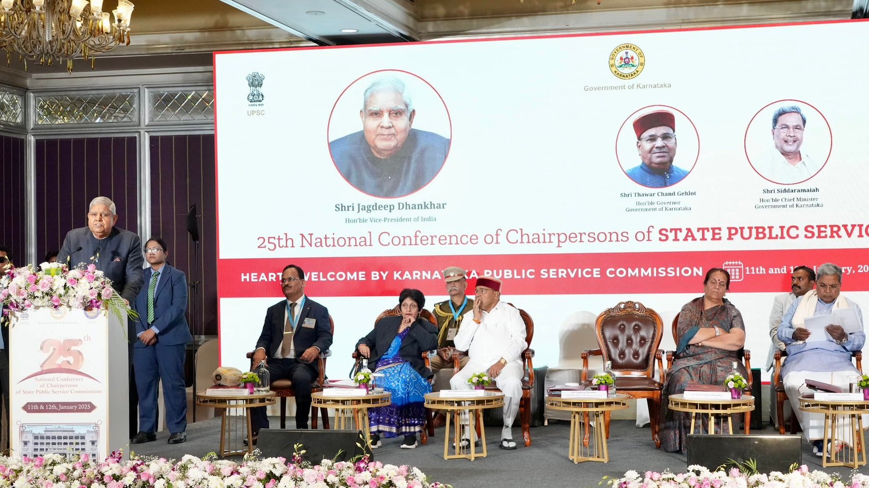 'ಕಲುಷಿತ ರಾಜಕೀಯ ದೇಶಕ್ಕೆ ಅಪಾಯಕಾರಿ'; ಸೇವಾವಧಿ ವಿಸ್ತರಣೆಗೆ Jagdeep Dhankhar ವಿರೋಧ