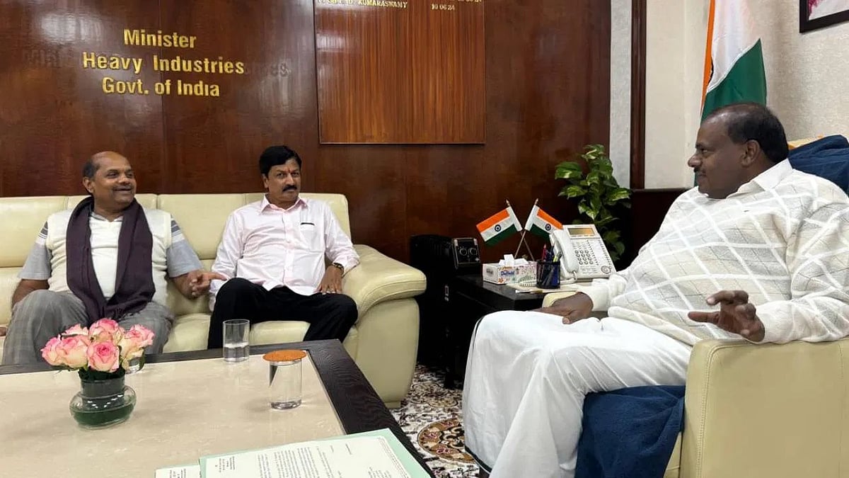 HDK ಜೊತೆ ರಮೇಶ್ ಜಾರಕಿಹೊಳಿ ಬಣ ಸಭೆ: ಪಕ್ಷದಲ್ಲಿನ ಒಳಜಗಳ ಕುರಿತು ಮಾತುಕತೆ?