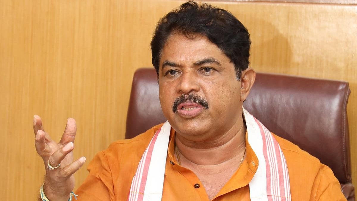 ಶೀಘ್ರವೇ ಬರ ಪರಿಹಾರ ಕ್ರಮ ಕೈಗೊಳ್ಳಿ: ಸರ್ಕಾರಕ್ಕೆ ವಿಪಕ್ಷ ನಾಯಕ ಆರ್.ಅಶೋಕ್ ಆಗ್ರಹ