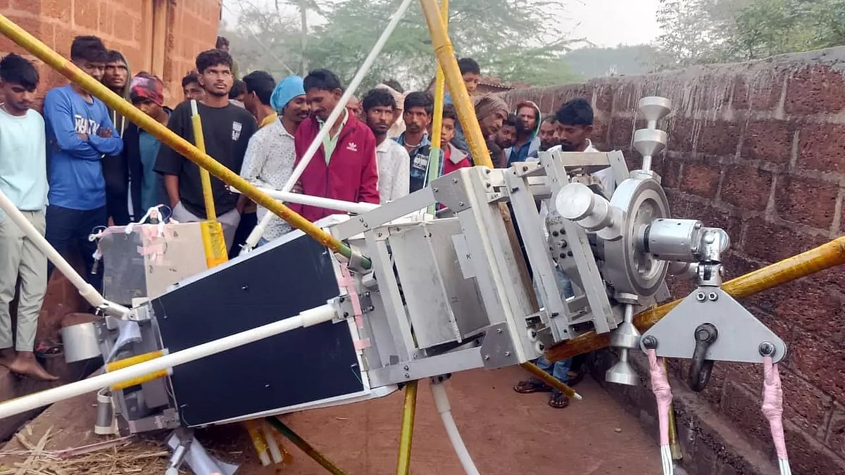 Air balloon ಕಂಡು ಗ್ರಾಮಸ್ಥರಲ್ಲಿ ಆತಂಕ: ಹೈದರಾಬಾದ್ ನಲ್ಲಿ ಹಾರಿಸಿದ ಬಲೂನ್ ಹುಮ್ನಾಬಾದ್ ನಲ್ಲಿ ಧರೆಗೆ! Video