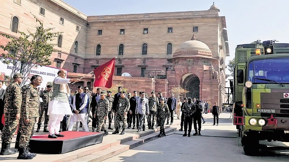 Indian Army: ಯುದ್ಧಭೂಮಿಗೆ ಹೊಸ ಕಣ್ಗಾವಲು ವ್ಯವಸ್ಥೆ 'ಸಂಜಯ್' ಅನಾವರಣ; ರಕ್ಷಣಾ ಸಚಿವರಿಂದ ಚಾಲನೆ