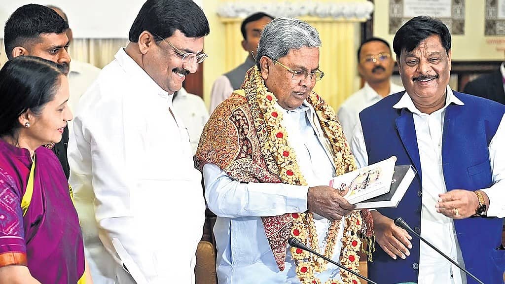 ಜಾತಿ ದೌರ್ಜನ್ಯ ಪ್ರಕರಣಗಳಲ್ಲಿ 60 ದಿನಗಳಲ್ಲಿ ಆರೋಪಪಟ್ಟಿ ಸಲ್ಲಿಸಿ: ಅಧಿಕಾರಿಗಳಿಗೆ ಸಿಎಂ ಖಡಕ್ ಸೂಚನೆ