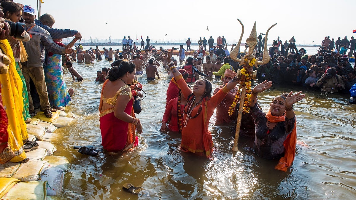 Yogi Adityanath ಆಡಳಿತದಲ್ಲಿ ಮಹಿಳೆಯರು ಬೆತ್ತಲೆ; Mahakumbh ಪವಿತ್ರ ಸ್ನಾನದ ಬಗ್ಗೆ ವ್ಯಕ್ತಿಯ ಅವಹೇಳನ!