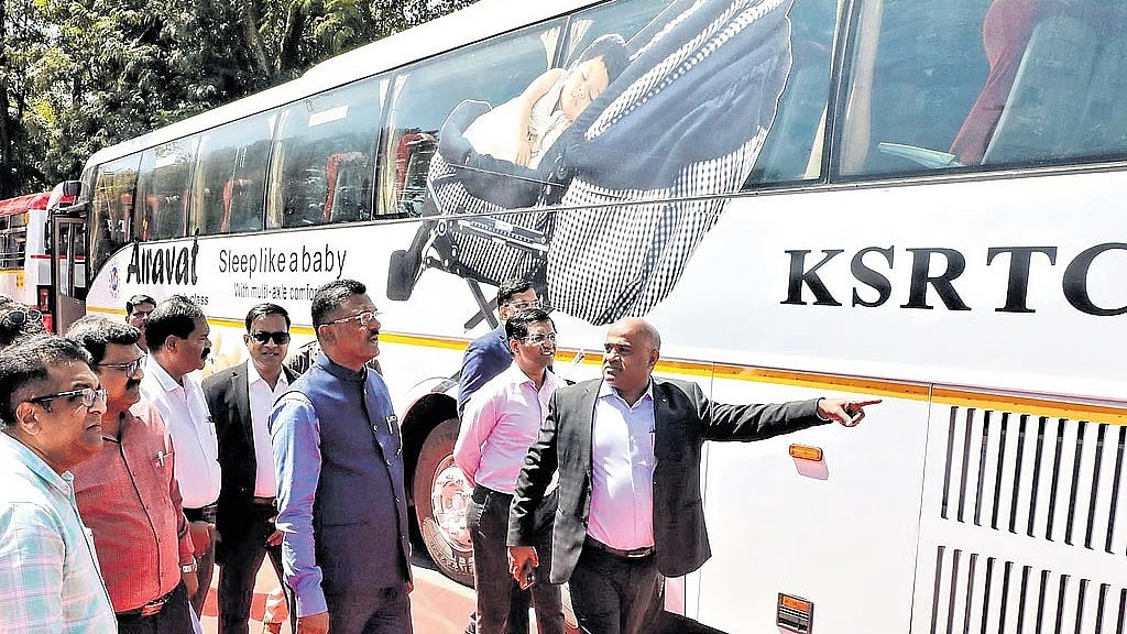 KSRTC ಕೇಂದ್ರ ಕಚೇರಿಗೆ ಮಹಾರಾಷ್ಟ್ರ ಸಾರಿಗೆ ಸಚಿವ ಪ್ರತಾಪ್ ಸರ್ನಾಯಕ್ ಭೇಟಿ, ಕಾರ್ಯವೈಖರಿಗೆ ಮೆಚ್ಚುಗೆ