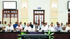 Invest Karnataka 2025: ಜಾಗತಿಕ ಹೂಡಿಕೆದಾರರ ಸಮಾವೇಶದಲ್ಲಿ ಹೊಸ ಕೈಗಾರಿಕಾ ನೀತಿ ಬಿಡುಗಡೆ