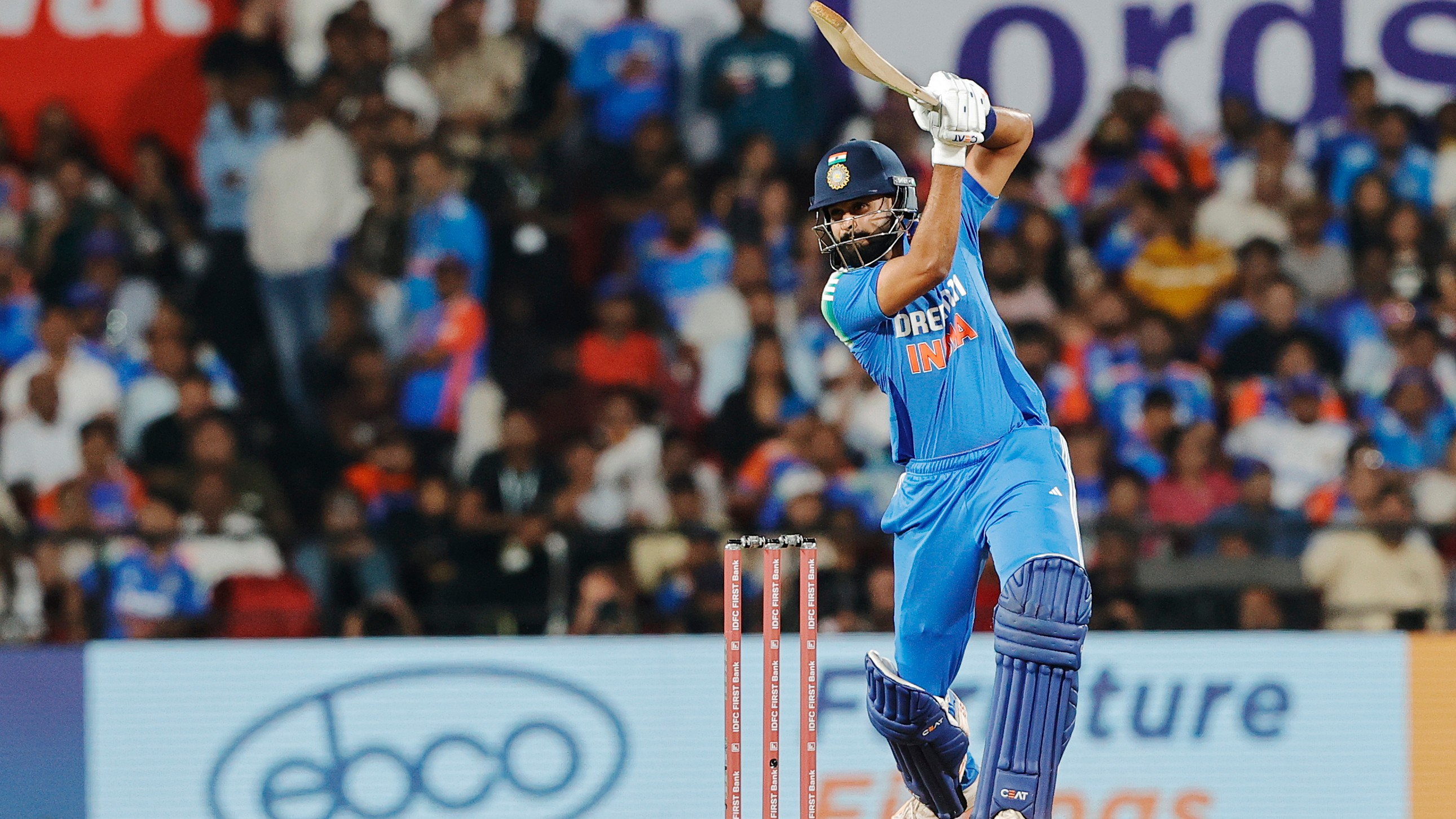 1st ODI: Shreyas Iyer ಭರ್ಜರಿ ಕಮ್ ಬ್ಯಾಕ್, ಆಂಗ್ಲರ ವಿರುದ್ಧ ದಾಖಲೆಯ ಅರ್ಧಶತಕ