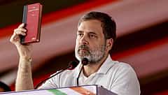 'ವೋಟ್ ಚೋರಿ' ಸಂವಿಧಾನದ ಮೇಲಿನ ನೇರ ದಾಳಿ; BJP, RSS, ECಯಿಂದ ದೇಶದ್ರೋಹ; ಯಾರೂ ತಪ್ಪಿಸಿಕೊಳ್ಳಲು ಸಾಧ್ಯವಿಲ್ಲ: ರಾಹುಲ್ ಗಾಂಧಿ