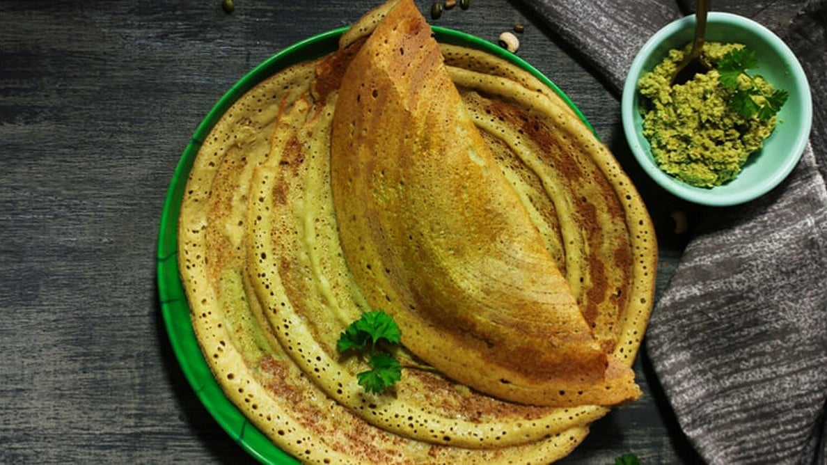 ಹೆಸರುಕಾಳಿನ ದೋಸೆ - Green gram dosa recipe in Kannada