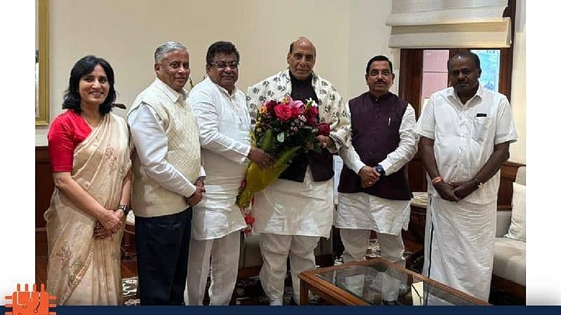 Invest Karnataka 2025: ಜಾಗತಿಕ ಹೂಡಿಕೆದಾರರ ಸಮಾವೇಶದಲ್ಲಿ ರಕ್ಷಣಾ ಸಚಿವ ರಾಜನಾಥ್ ಸಿಂಗ್ ಭಾಗಿ