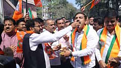 ದೆಹಲಿ ಚುನಾವಣೆ ಗೆಲುವು: BJP ಕಛೇರಿಯಲ್ಲಿ ಸಂಭ್ರಮಾಚರಣೆ; ಕೇಜ್ರಿವಾಲ್‌ ಮುಖವಾಡ ಕಳಚಿದೆ ಎಂದ ವಿಜಯೇಂದ್ರ
